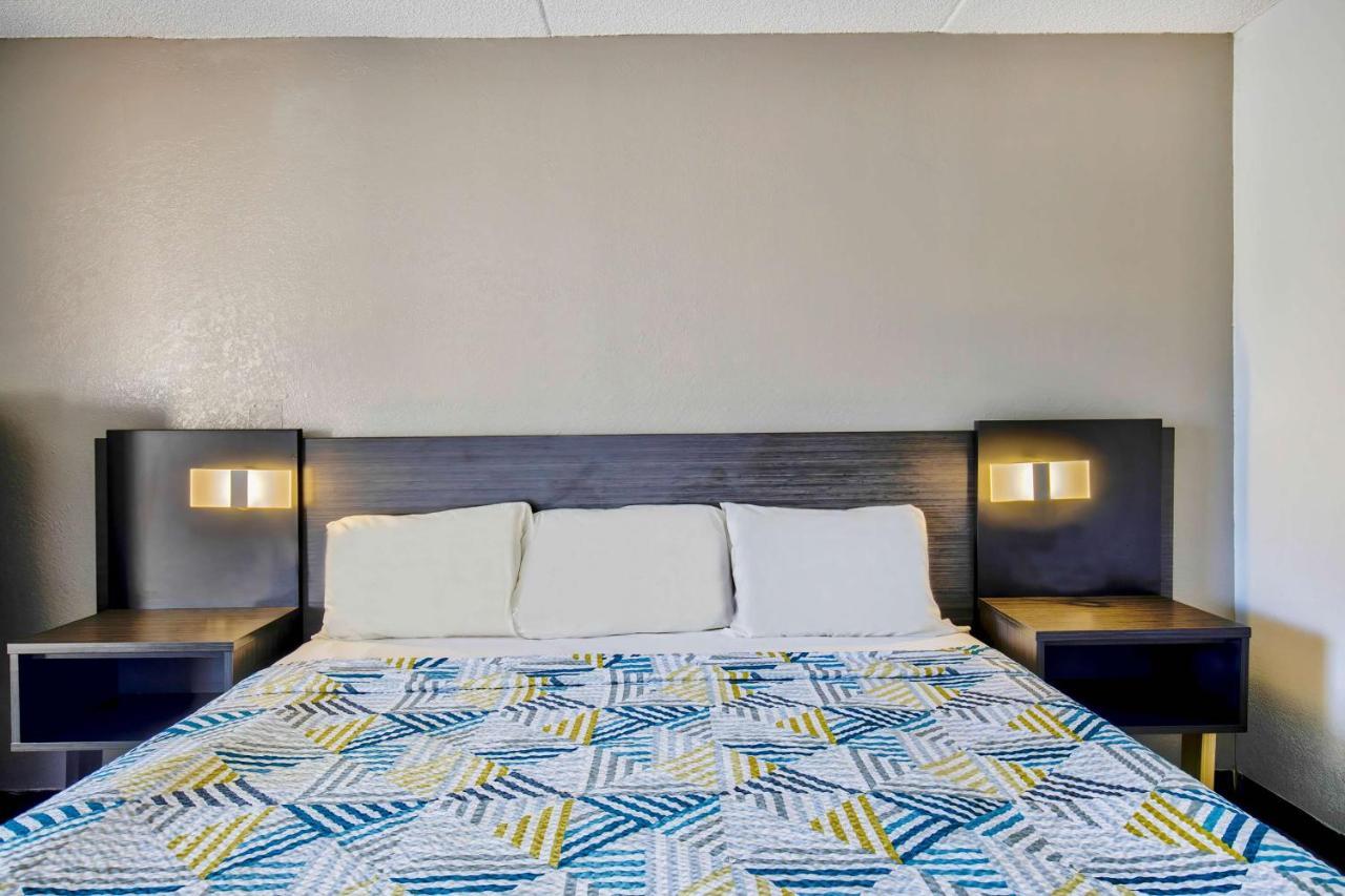 Motel 6-Ashland, Va Eksteriør billede